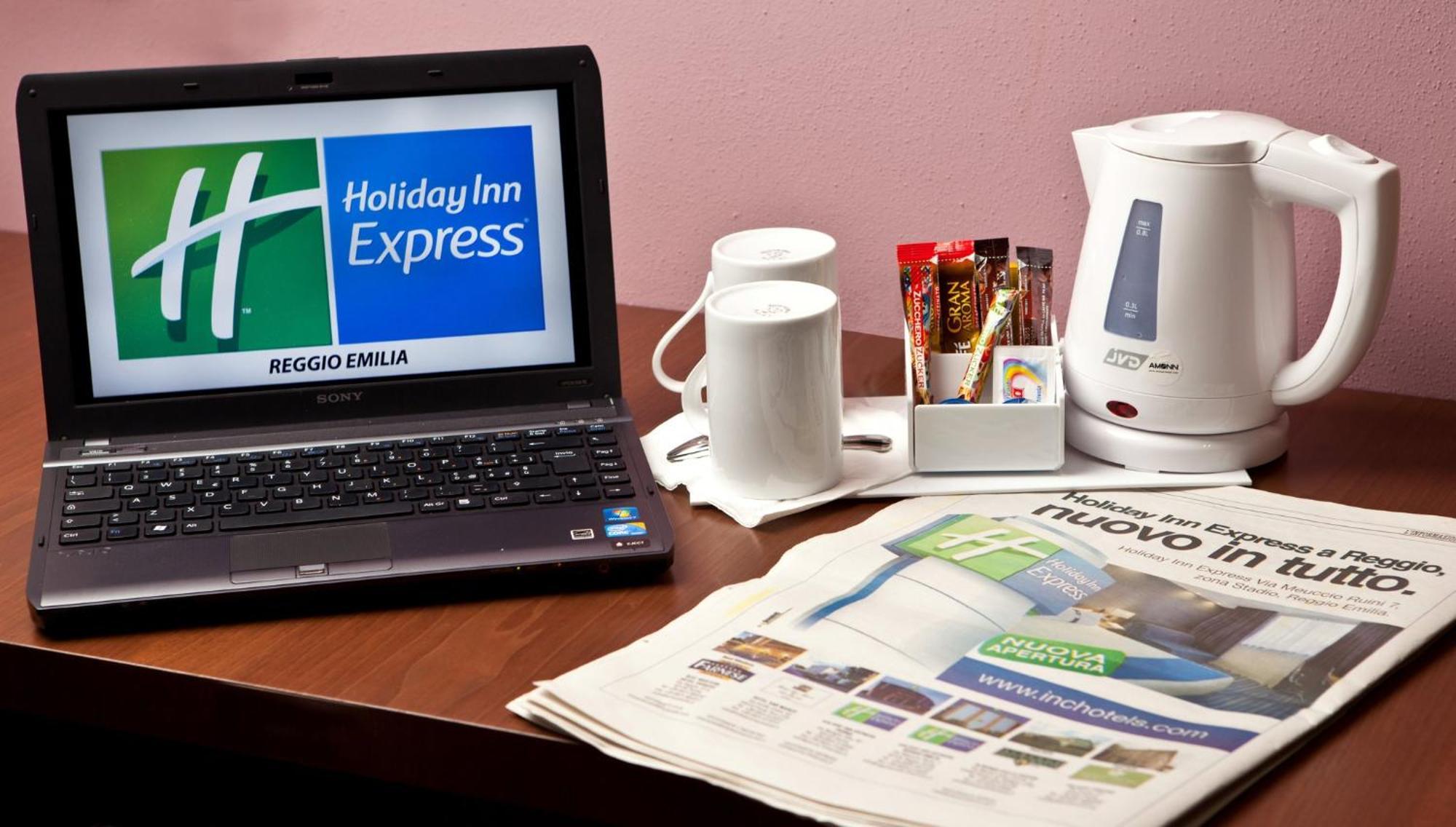 Holiday Inn Express Reggio Emilia By Ihg Екстериор снимка